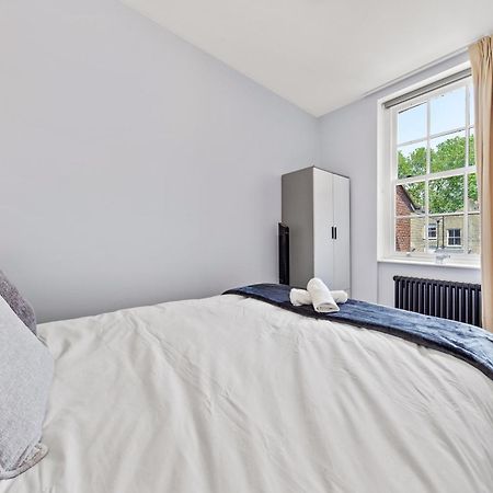 Stylish 2 Bedroom Apartment In Westminster Sleeps 5 With Ac 런던 외부 사진